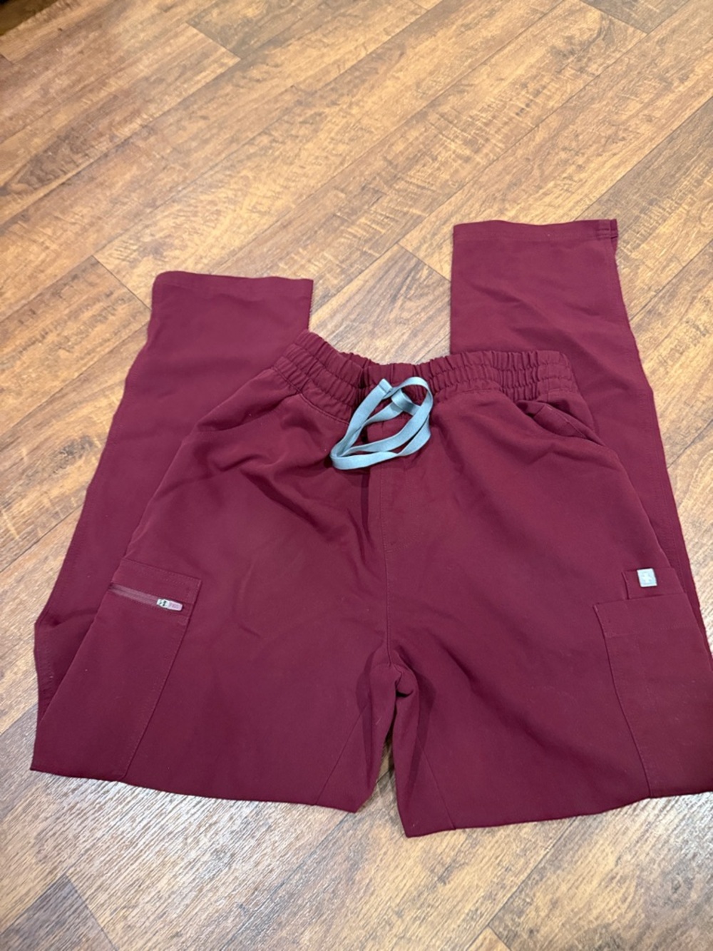 Figs Small Women Burgundy Yola Pants with Drawstring style# W20SW2031